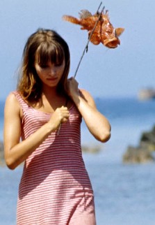 Anna Karina — dans “ Pierrot le Fou ”, 1965